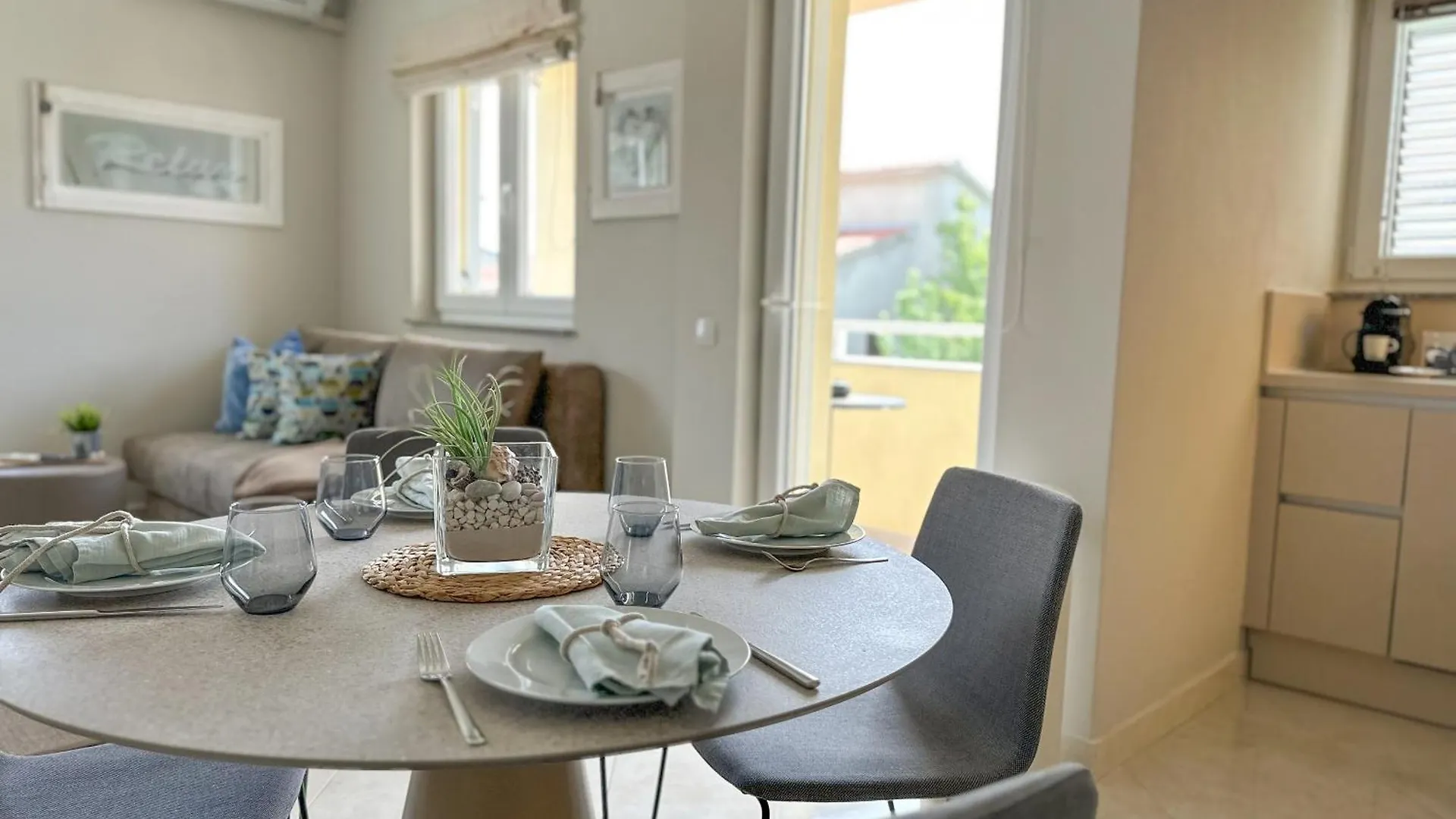 Apartment Baska Mit Poolarea - Krk, Kroatien  Baška